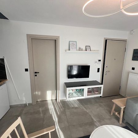 Skyline Oasis Thesbnb Apartman Szaloniki Kültér fotó