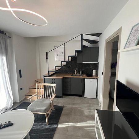Skyline Oasis Thesbnb Apartman Szaloniki Kültér fotó