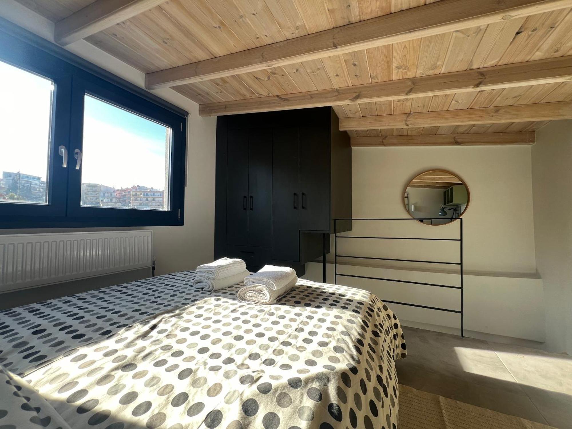 Skyline Oasis Thesbnb Apartman Szaloniki Kültér fotó